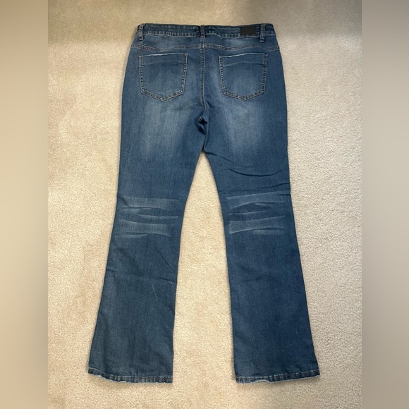 L & B Bootcut Jeans size 16 - Picture 2 of 8
